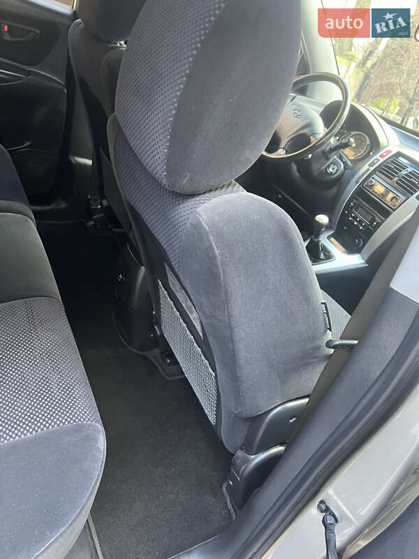 Внедорожник / Кроссовер Hyundai Tucson 2008 в Днепре фото 27 Внедорожник / Кроссовер Hyundai Tucson 2008 в Днепре