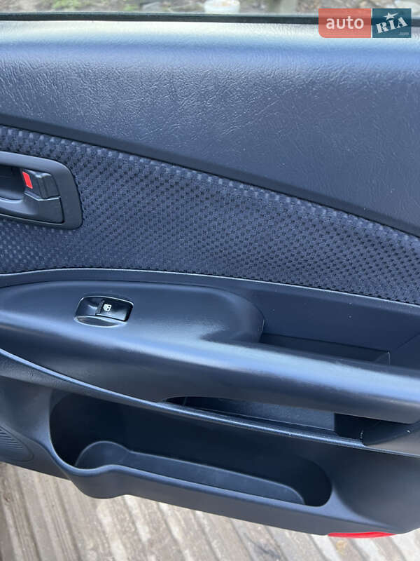 Внедорожник / Кроссовер Hyundai Tucson 2008 в Днепре фото 36 Внедорожник / Кроссовер Hyundai Tucson 2008 в Днепре