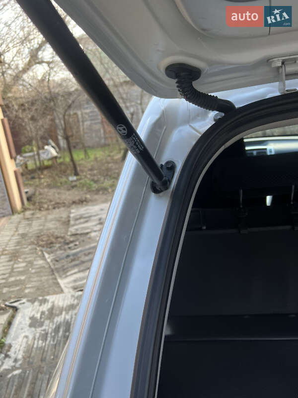 Внедорожник / Кроссовер Hyundai Tucson 2008 в Днепре фото 44 Внедорожник / Кроссовер Hyundai Tucson 2008 в Днепре