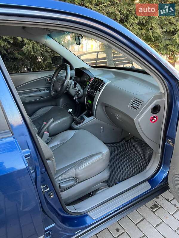 Позашляховик / Кросовер Hyundai Tucson 2005 в Калинівці