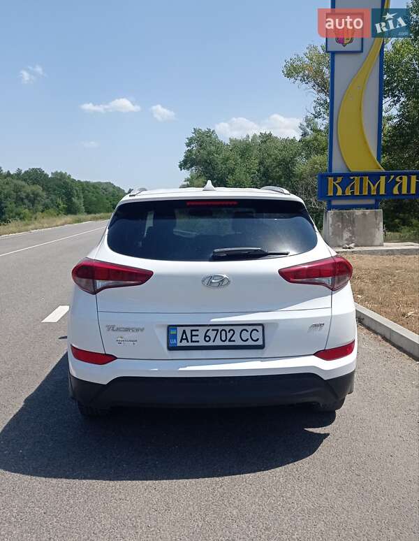 Позашляховик / Кросовер Hyundai Tucson 2016 в Кам'янському