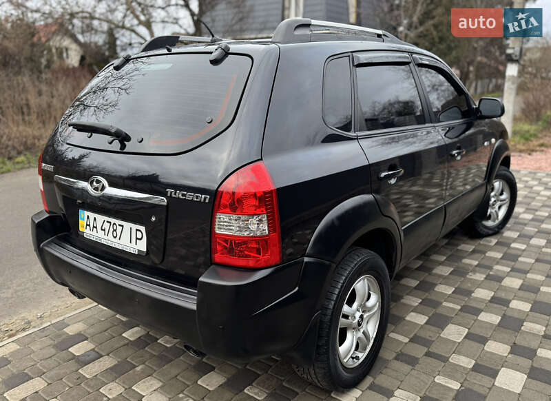 Позашляховик / Кросовер Hyundai Tucson 2008 в Києві фото 23 Позашляховик / Кросовер Hyundai Tucson 2008 в Києві