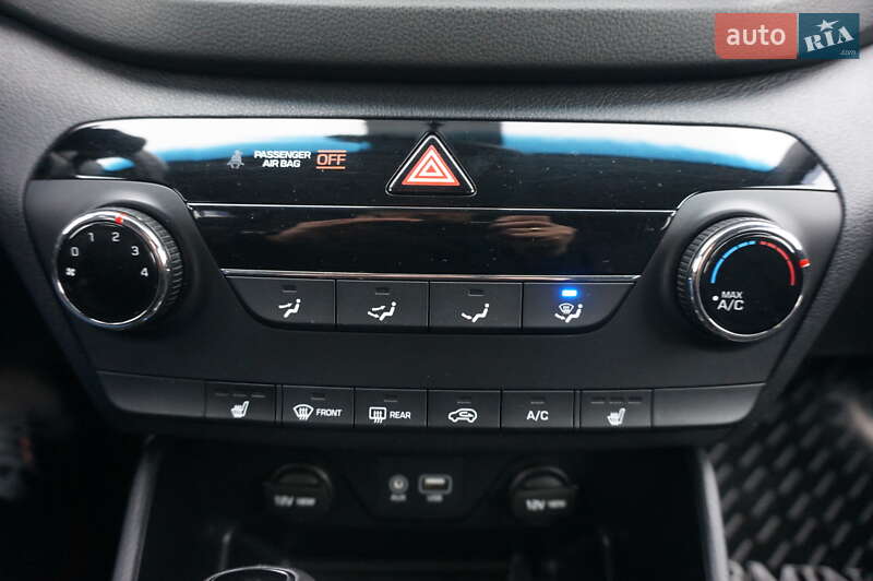 Позашляховик / Кросовер Hyundai Tucson 2015 в Одесі