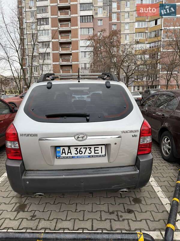 Позашляховик / Кросовер Hyundai Tucson 2007 в Києві