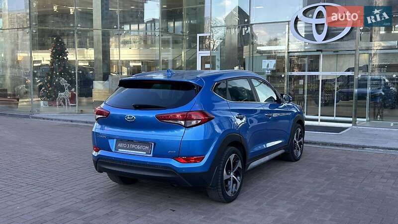 Позашляховик / Кросовер Hyundai Tucson 2017 в Києві