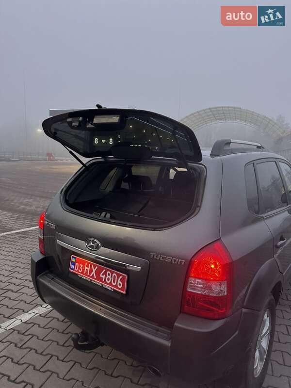 Позашляховик / Кросовер Hyundai Tucson 2009 в Чернігові фото 9 Позашляховик / Кросовер Hyundai Tucson 2009 в Чернігові