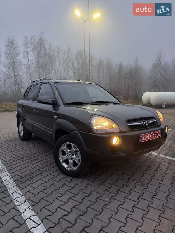 Позашляховик / Кросовер Hyundai Tucson 2009 в Чернігові фото 12 Позашляховик / Кросовер Hyundai Tucson 2009 в Чернігові