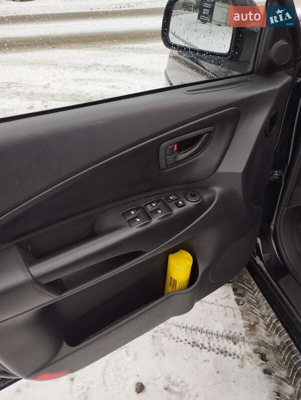 Позашляховик / Кросовер Hyundai Tucson 2008 в Черкасах