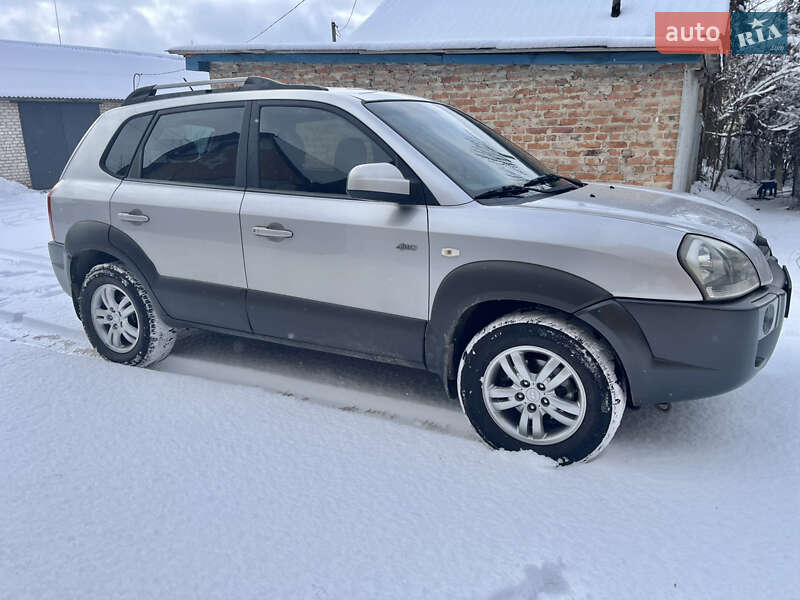 Позашляховик / Кросовер Hyundai Tucson 2006 в Путивлі