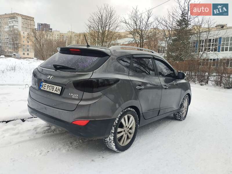 Позашляховик / Кросовер Hyundai Tucson 2012 в Дніпрі