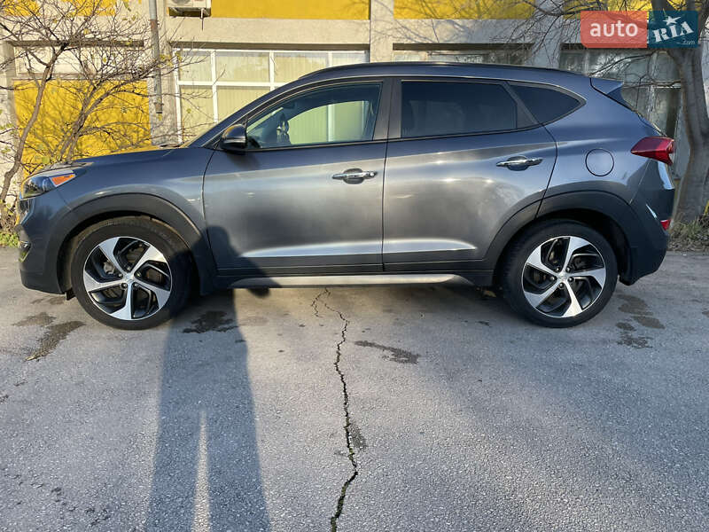 Позашляховик / Кросовер Hyundai Tucson 2016 в Ізмаїлі фото 31 Позашляховик / Кросовер Hyundai Tucson 2016 в Ізмаїлі