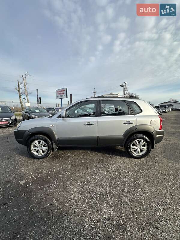 Внедорожник / Кроссовер Hyundai Tucson 2012 в Белогородке