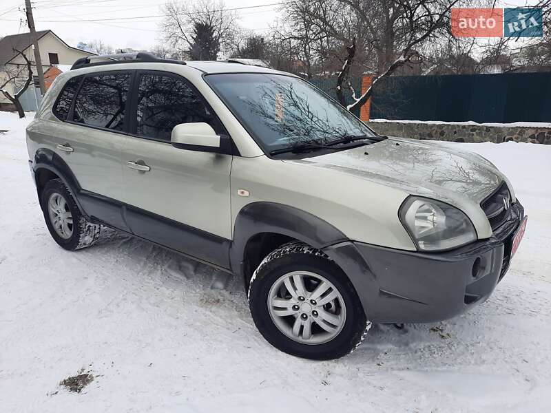 Позашляховик / Кросовер Hyundai Tucson 2006 в Полтаві