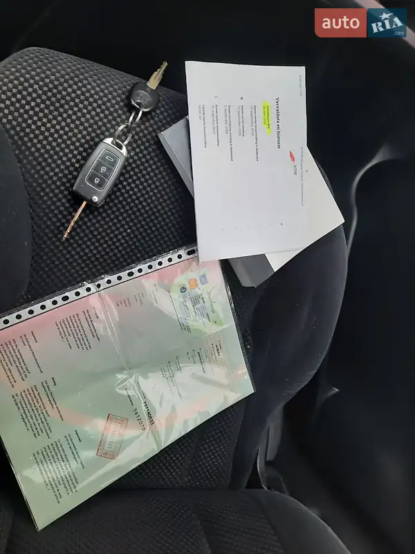 Позашляховик / Кросовер Hyundai Tucson 2006 в Полтаві документ