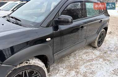 Внедорожник / Кроссовер Hyundai Tucson 2009 в Лубнах