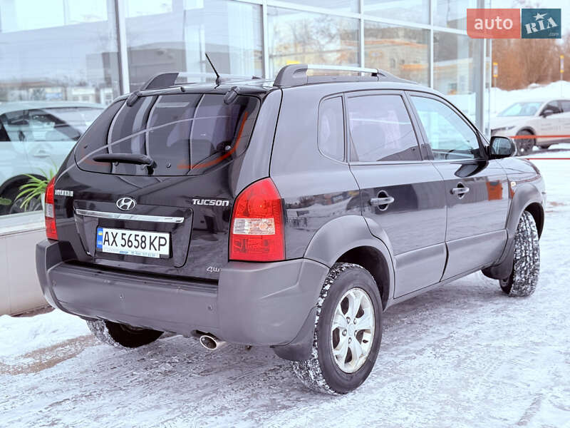 Внедорожник / Кроссовер Hyundai Tucson 2009 в Харькове