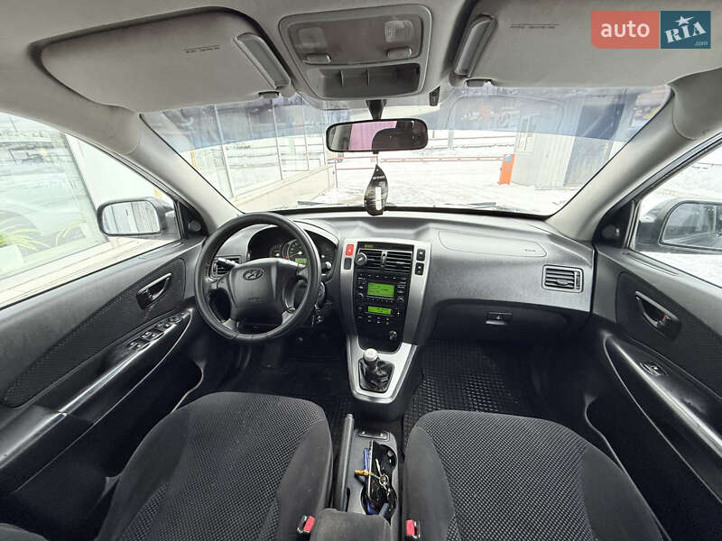 Внедорожник / Кроссовер Hyundai Tucson 2009 в Харькове