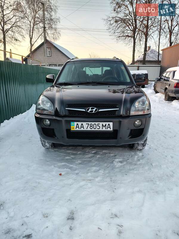 Внедорожник / Кроссовер Hyundai Tucson 2011 в Лебедине