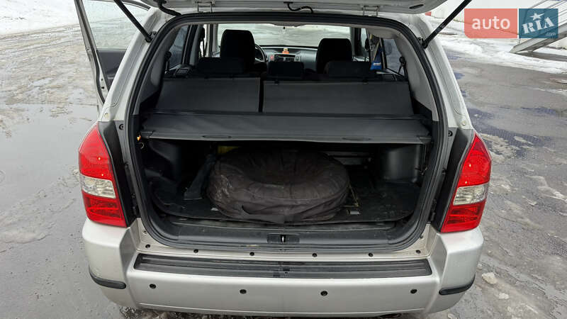 Позашляховик / Кросовер Hyundai Tucson 2007 в Полтаві