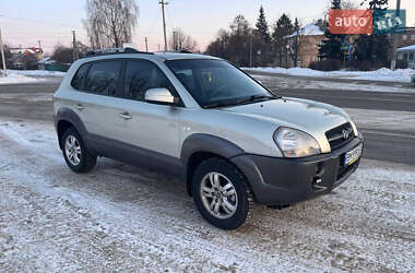 Внедорожник / Кроссовер Hyundai Tucson 2006 в Глухове