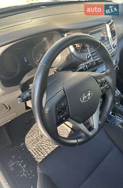 Внедорожник / Кроссовер Hyundai Tucson 2017 в Луцке