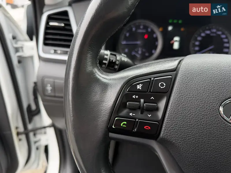 Hyundai Tucson 2016 VIN TMAJ3813DGJ144780 фото оголошення 28 з 113