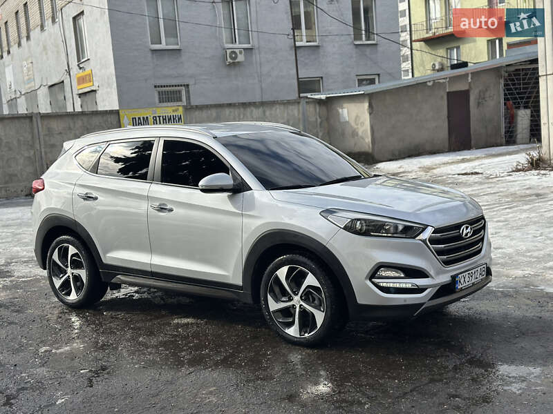 Внедорожник / Кроссовер Hyundai Tucson 2015 в Харькове