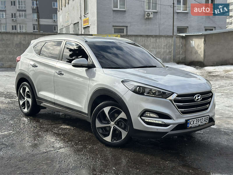 Внедорожник / Кроссовер Hyundai Tucson 2015 в Харькове