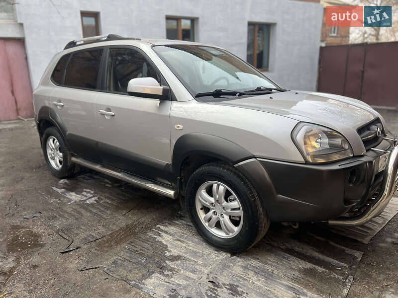 Внедорожник / Кроссовер Hyundai Tucson 2006 в Днепре фото 40 Внедорожник / Кроссовер Hyundai Tucson 2006 в Днепре