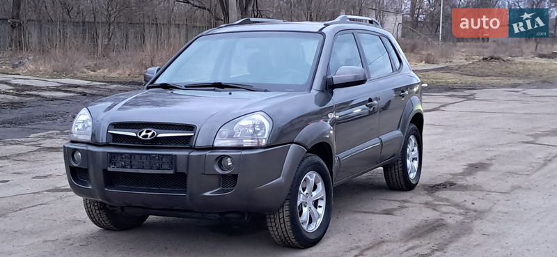 Внедорожник / Кроссовер Hyundai Tucson 2008 в Желтых Водах фото Внедорожник / Кроссовер Hyundai Tucson 2008 в Желтых Водах