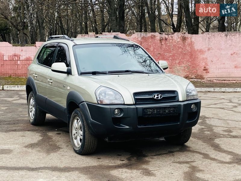 Внедорожник / Кроссовер Hyundai Tucson 2008 в Каменском