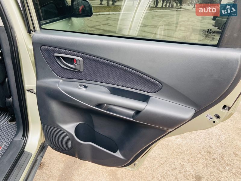 Внедорожник / Кроссовер Hyundai Tucson 2008 в Каменском