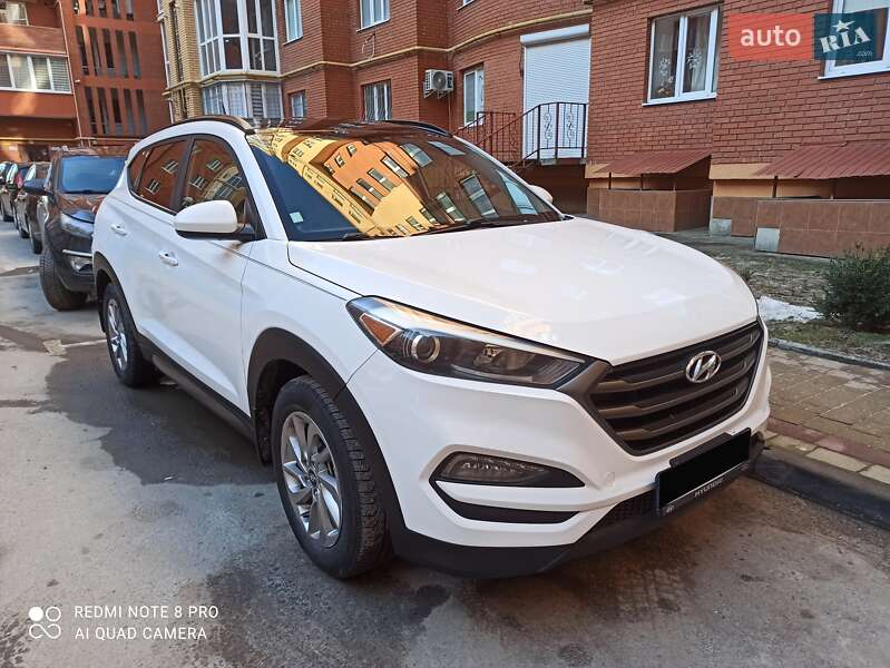 Внедорожник / Кроссовер Hyundai Tucson 2016 в Тернополе