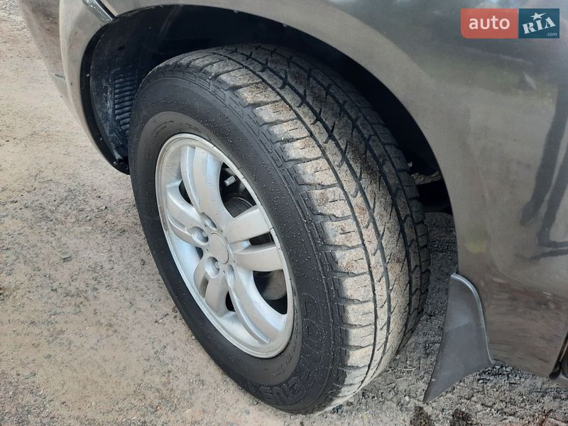 Внедорожник / Кроссовер Hyundai Tucson 2006 в Полтаве