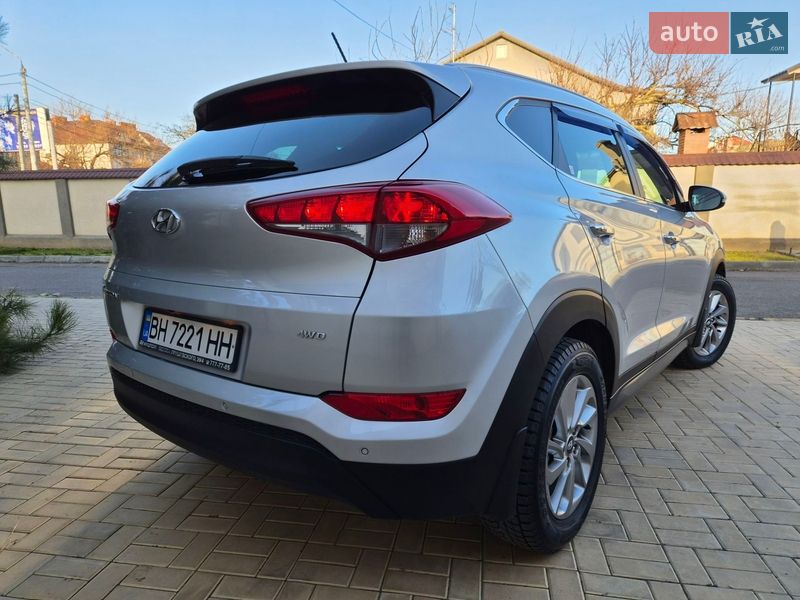 Внедорожник / Кроссовер Hyundai Tucson 2016 в Одессе
