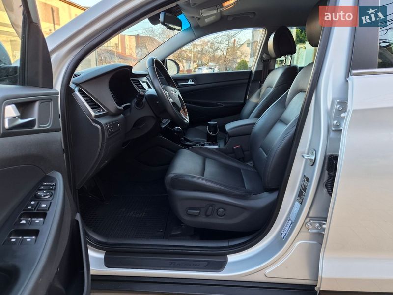 Внедорожник / Кроссовер Hyundai Tucson 2016 в Одессе