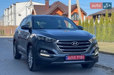 Позашляховик / Кросовер Hyundai Tucson 2015 в Рівному
