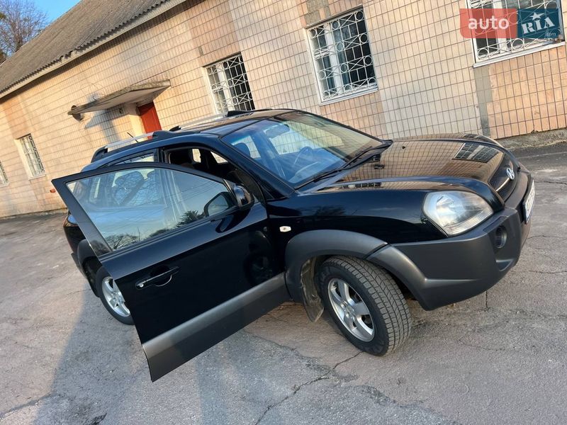 Внедорожник / Кроссовер Hyundai Tucson 2008 в Житомире