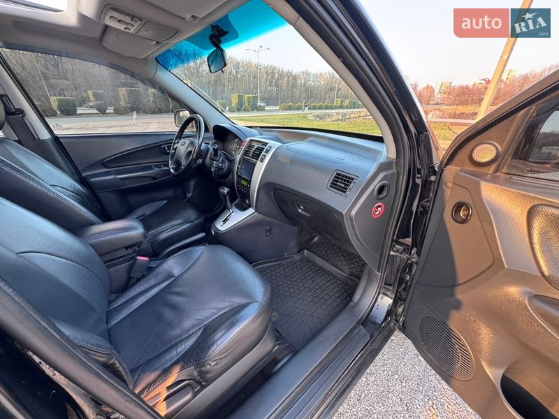 Позашляховик / Кросовер Hyundai Tucson 2008 в Дніпрі