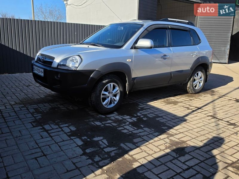 Внедорожник / Кроссовер Hyundai Tucson 2012 в Кропивницком