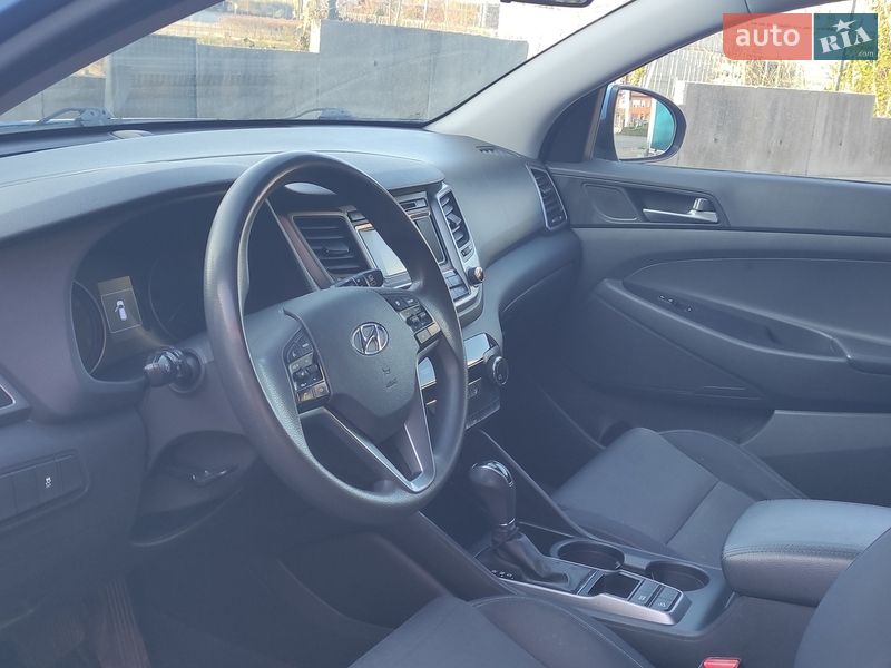 Внедорожник / Кроссовер Hyundai Tucson 2015 в Киеве