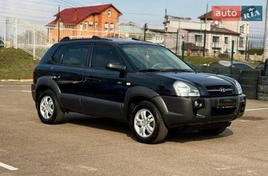 Позашляховик / Кросовер Hyundai Tucson 2008 в Києві