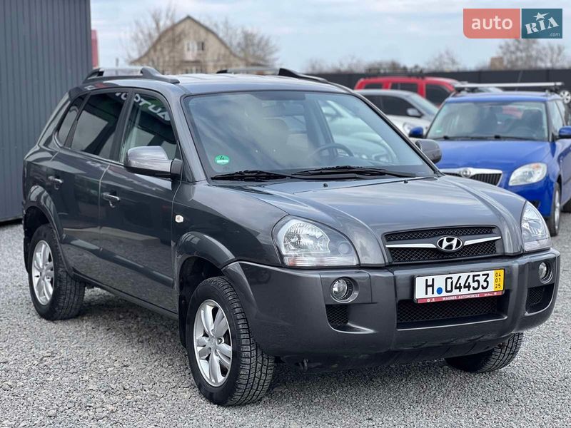 Внедорожник / Кроссовер Hyundai Tucson 2009 в Староконстантинове