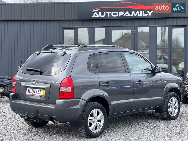 Внедорожник / Кроссовер Hyundai Tucson 2009 в Староконстантинове