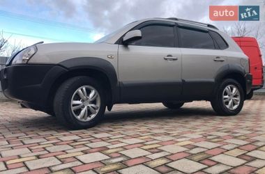Позашляховик / Кросовер Hyundai Tucson 2008 в Ужгороді