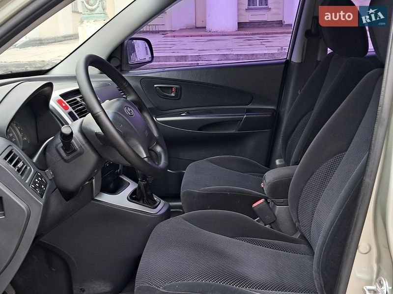 Внедорожник / Кроссовер Hyundai Tucson 2009 в Пятихатках