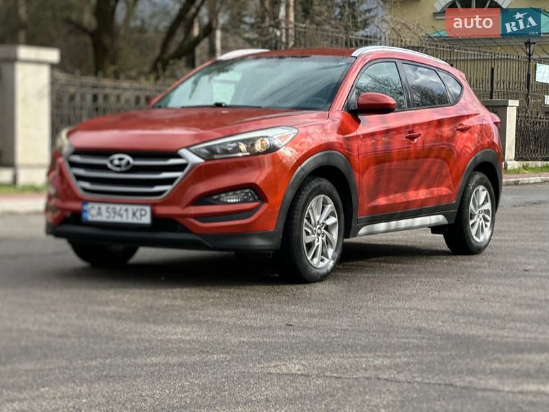 Позашляховик / Кросовер Hyundai Tucson 2016 в Умані