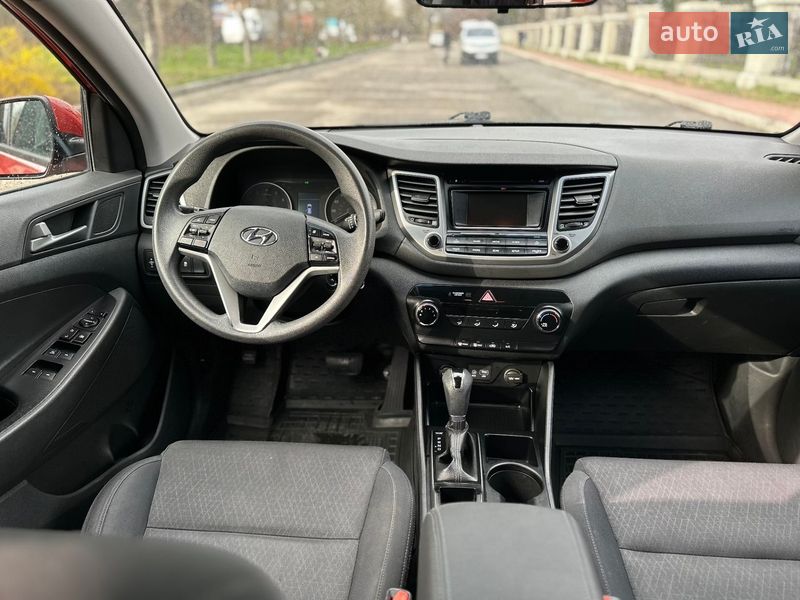 Позашляховик / Кросовер Hyundai Tucson 2016 в Умані