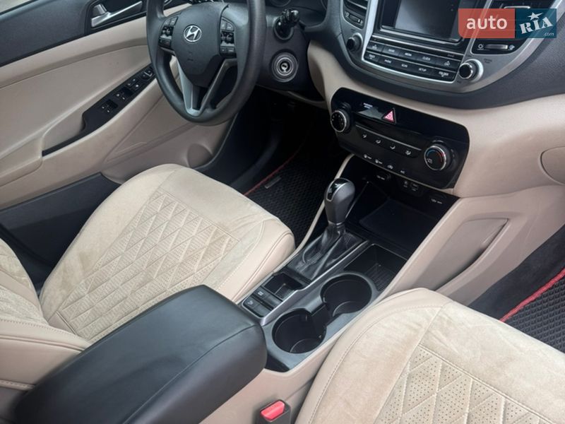Внедорожник / Кроссовер Hyundai Tucson 2016 в Киеве фото 29 Внедорожник / Кроссовер Hyundai Tucson 2016 в Киеве