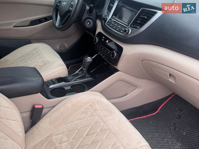 Внедорожник / Кроссовер Hyundai Tucson 2016 в Киеве фото 35 Внедорожник / Кроссовер Hyundai Tucson 2016 в Киеве